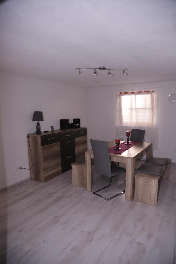 Haus Aissa Appartement Kandern Buitenkant foto