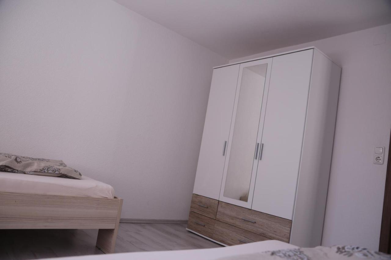 Haus Aissa Appartement Kandern Buitenkant foto