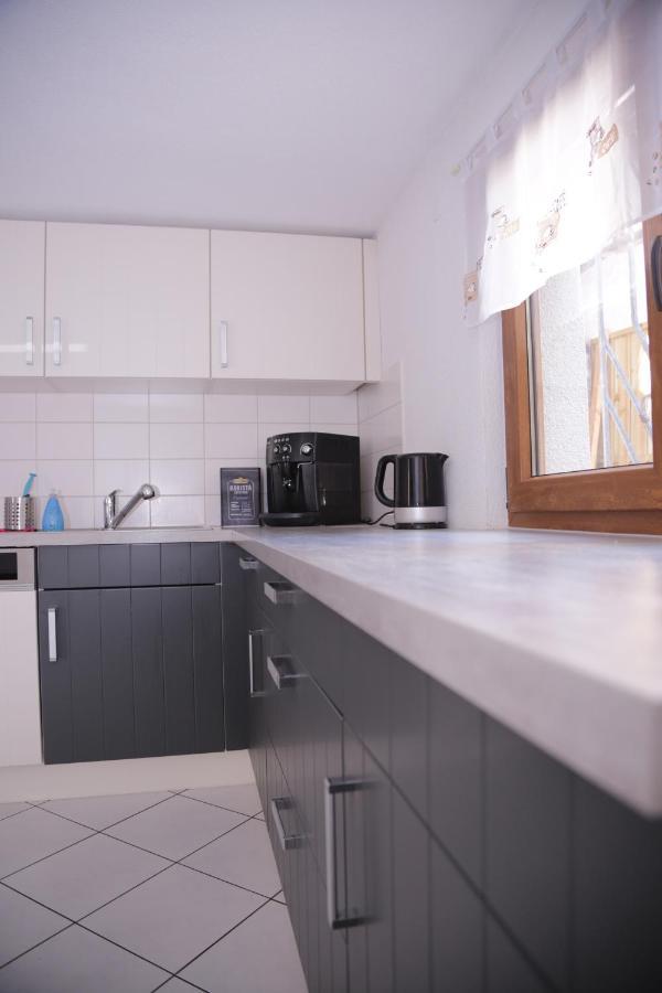 Haus Aissa Appartement Kandern Buitenkant foto